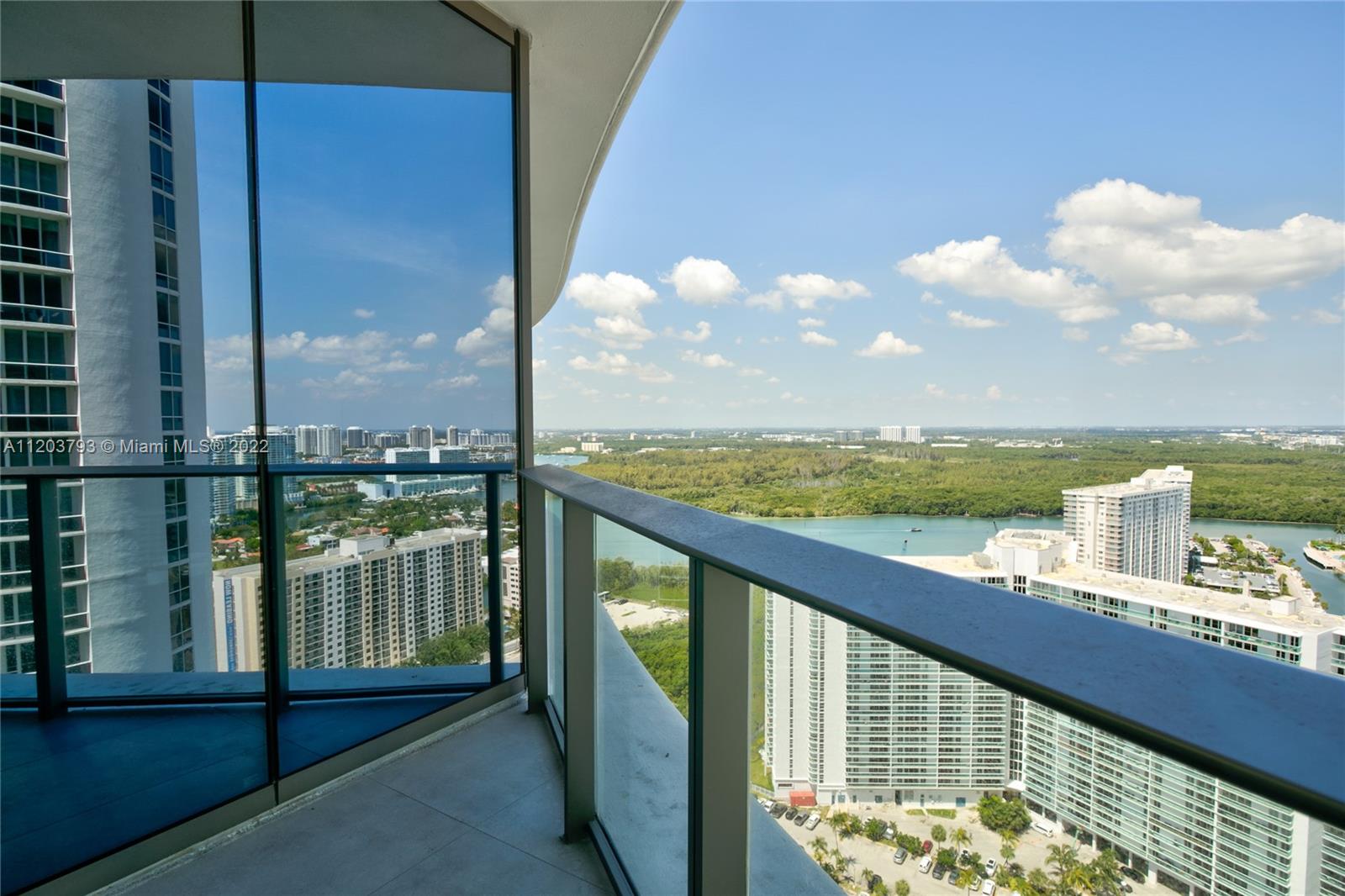 Ver detalles 2903 2 / 3 1447 sq. ft. $ 2022-06-13 0 foto