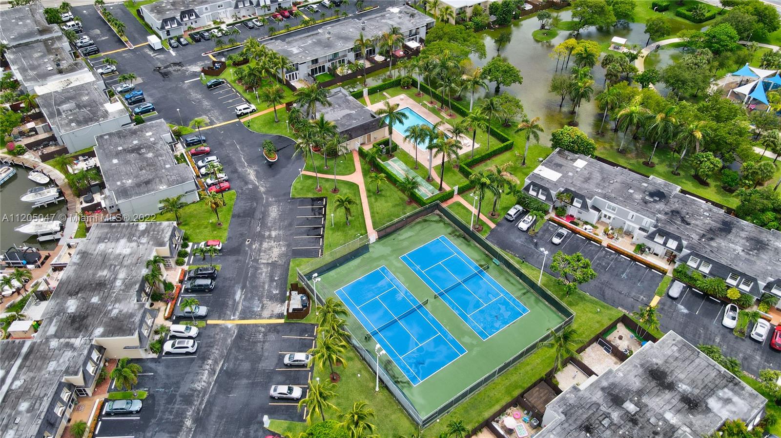Photo of 2410 9th St (2410), Hallandale Beach, Florida, 33009 -