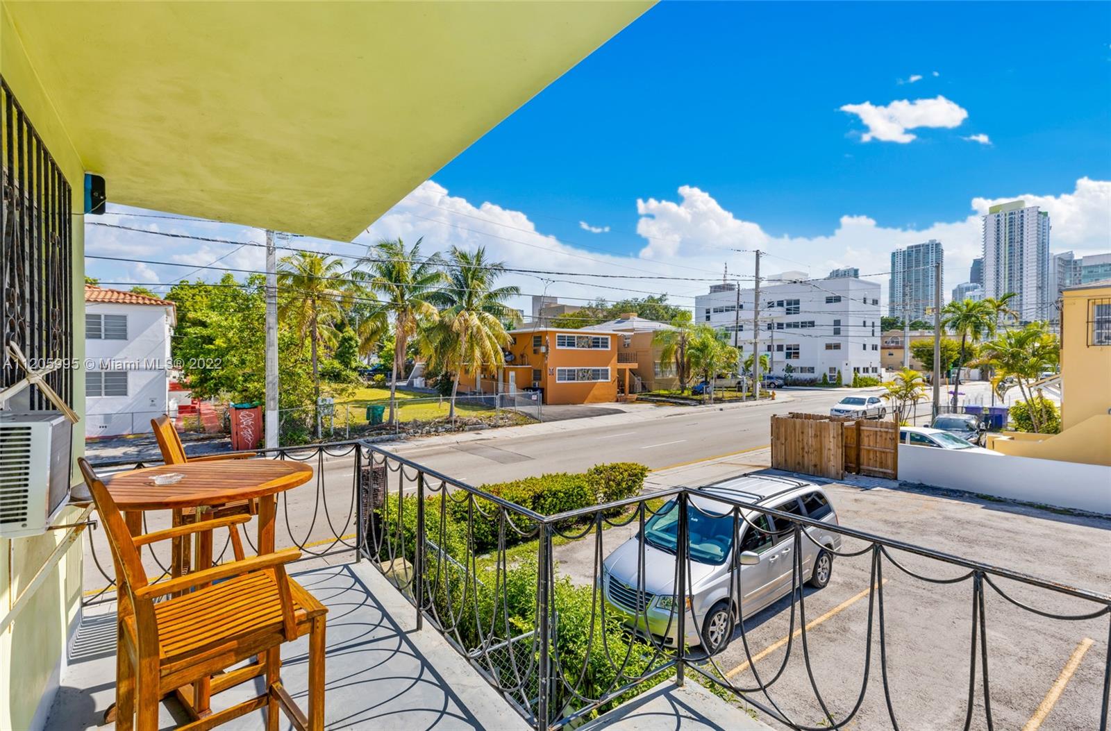 See details / sq. ft. $ 2022-05-17 0 Photo