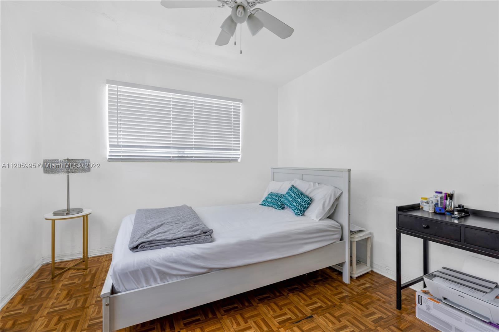 See details / sq. ft. $ 2022-05-17 0 Photo