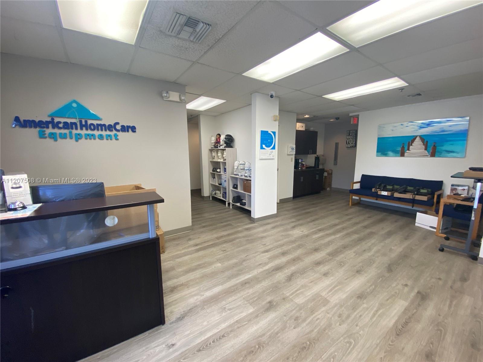 See details #217 / sq. ft. $ 2023-01-11 0 Photo