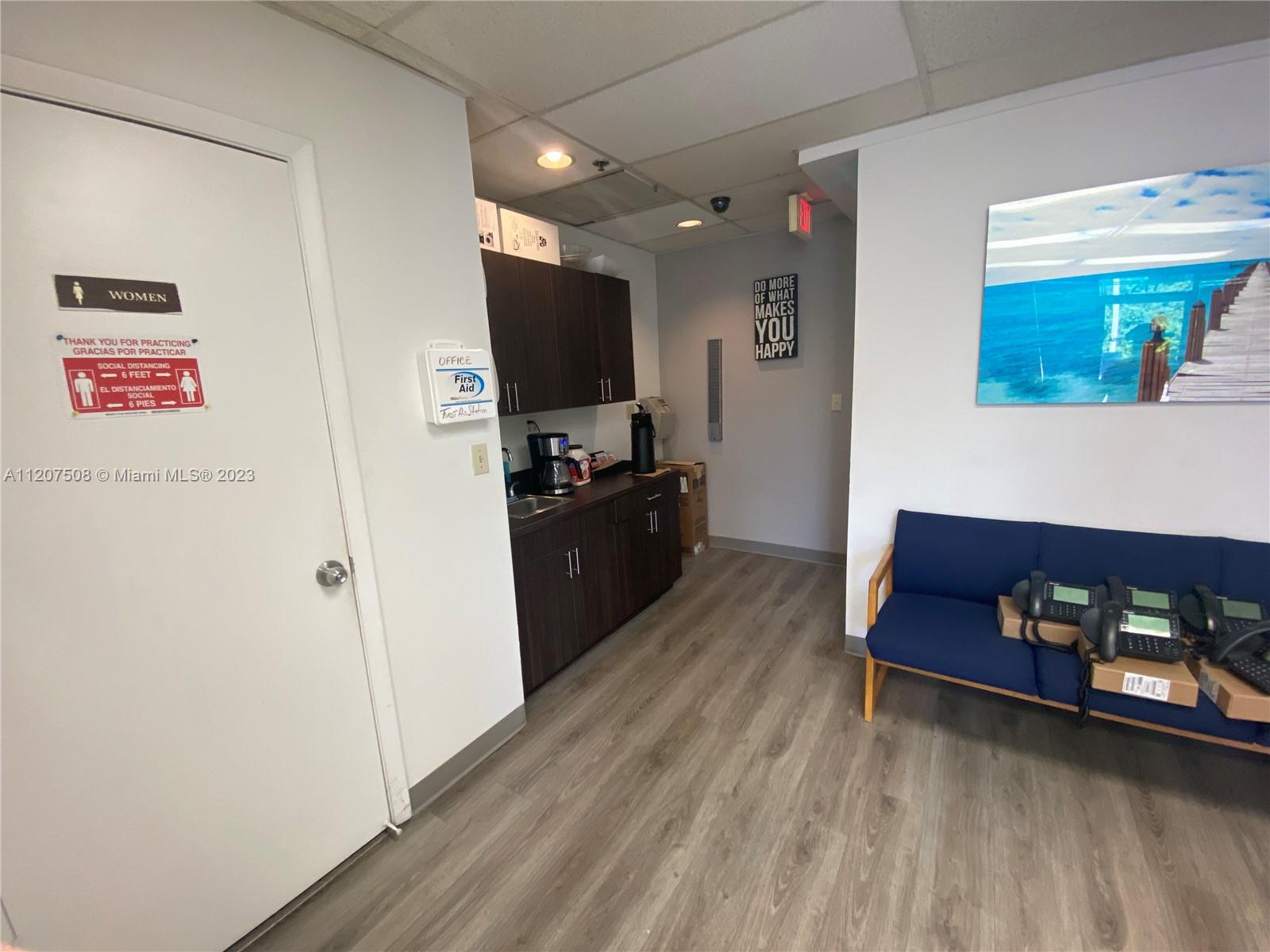 See details #217 / sq. ft. $ 2023-01-11 0 Photo
