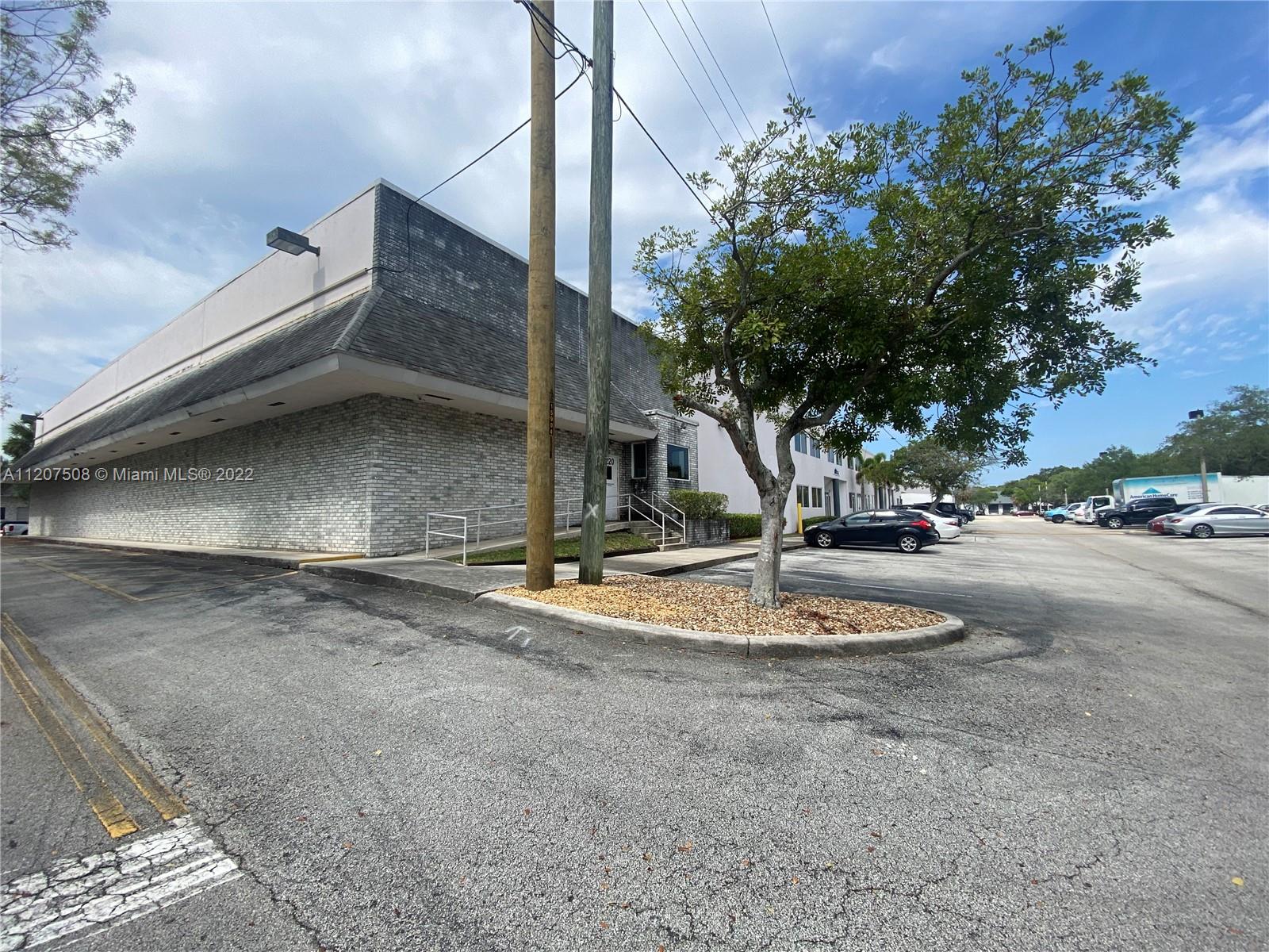 See details #217 / sq. ft. $ 2023-01-11 0 Photo