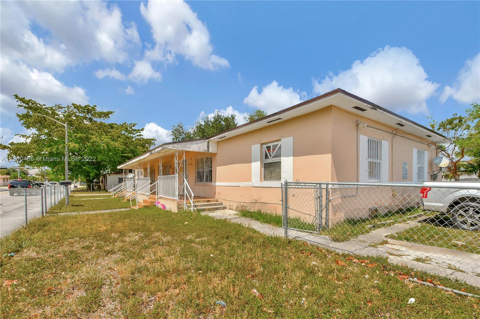 See details / 2432 sq. ft. $ 2022-05-22 0 Photo