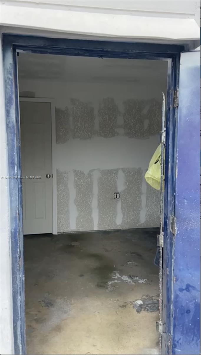 See details 236 / sq. ft. $ 2022-10-20 0 Photo