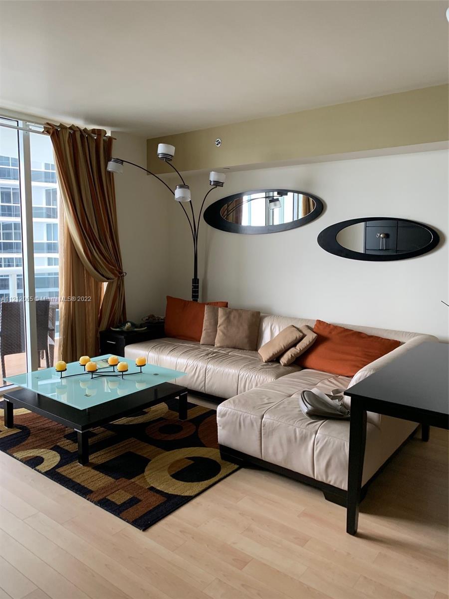 See details 2905 1 / 1 811 sq. ft. $ 2022-05-25 0 Photo