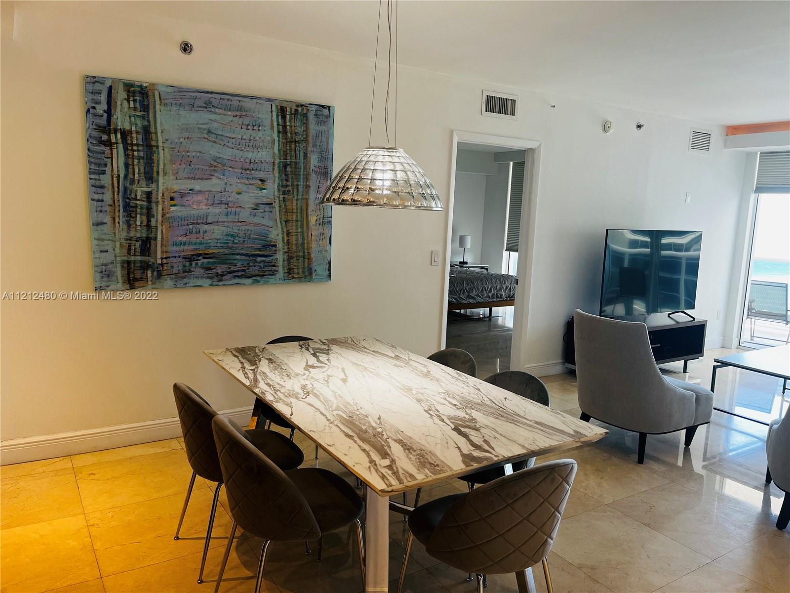 See details 1404 3 / 3 1675 sq. ft. $ 2022-06-21 0 Photo