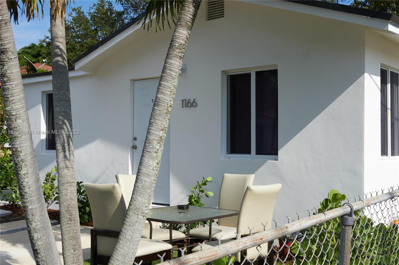 See details / 1320 sq. ft. $ 2022-05-26 0 Photo
