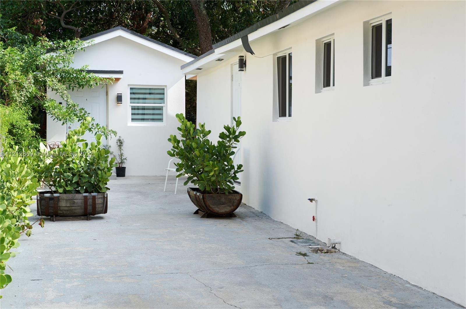 See details / 1320 sq. ft. $ 2022-05-26 0 Photo