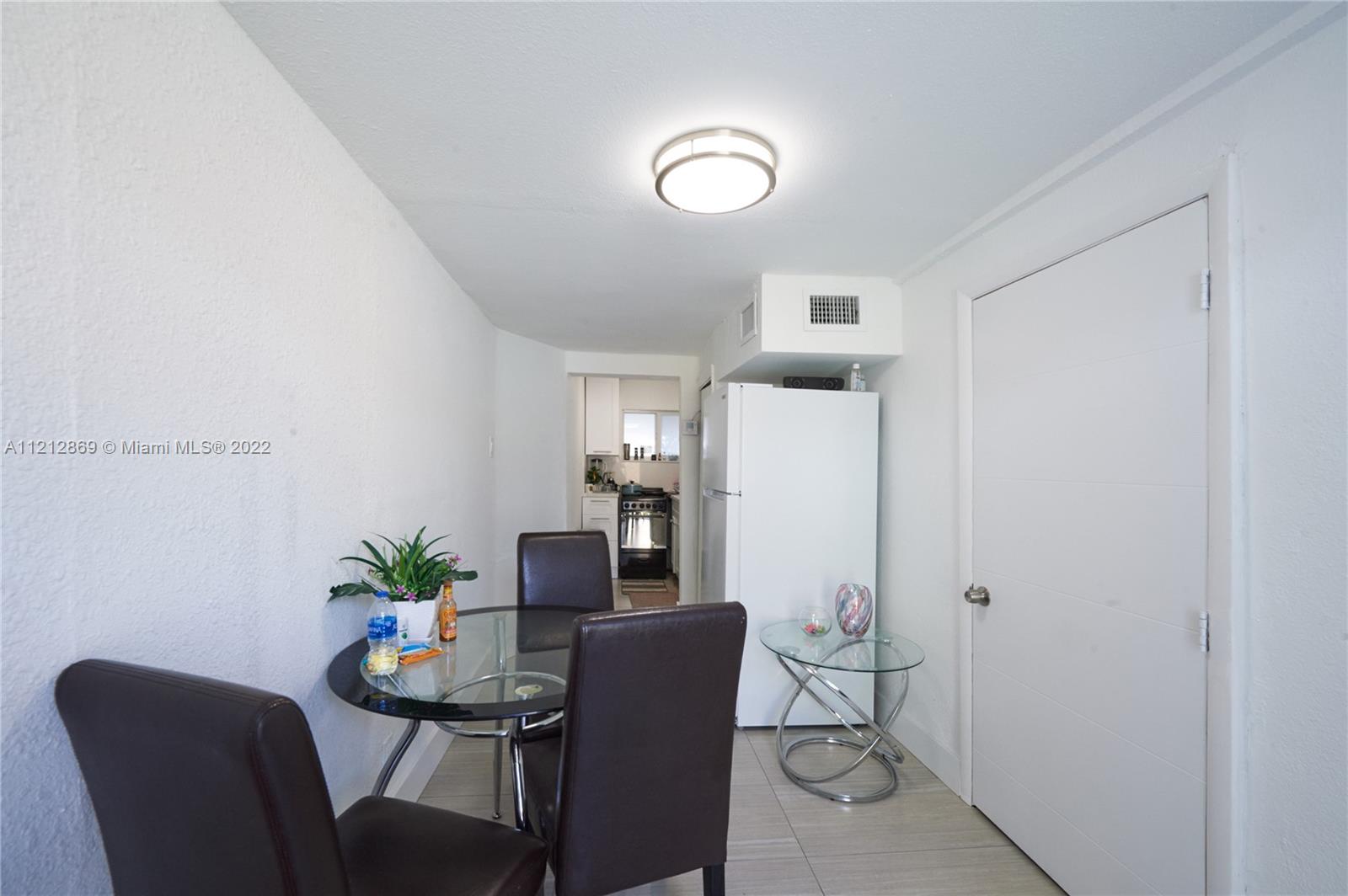 See details / 1320 sq. ft. $ 2022-05-26 0 Photo