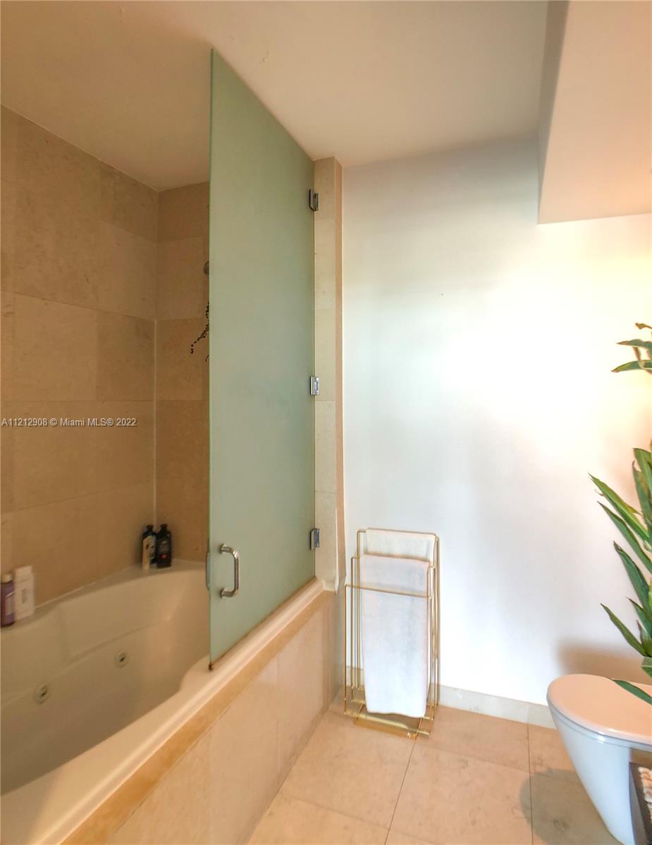 Photo of 450 ALTON RD #1608, Miami Beach, Florida, 33139 -