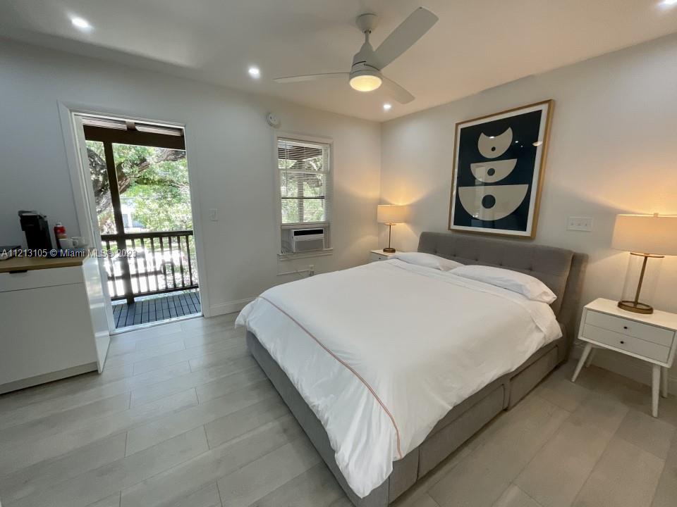 See details / 3296 sq. ft. $ 2022-07-14 0 Photo