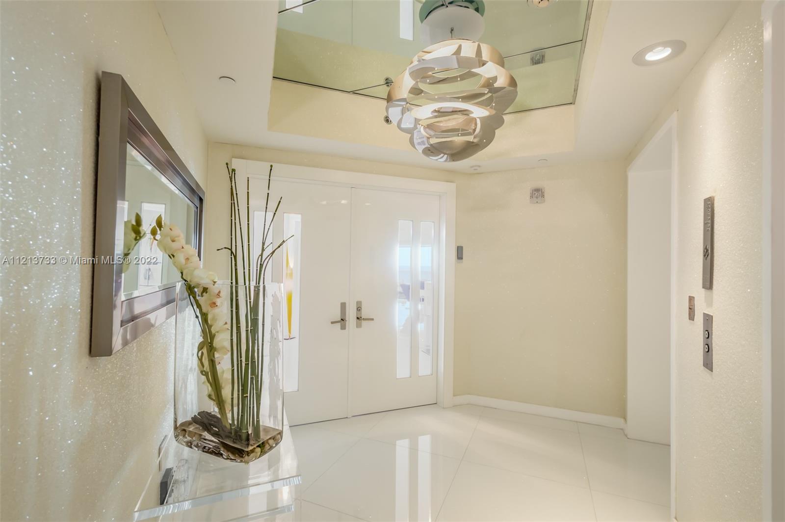 Photo of 2711 Ocean Dr #2304, Hollywood, Florida, 33019 -
