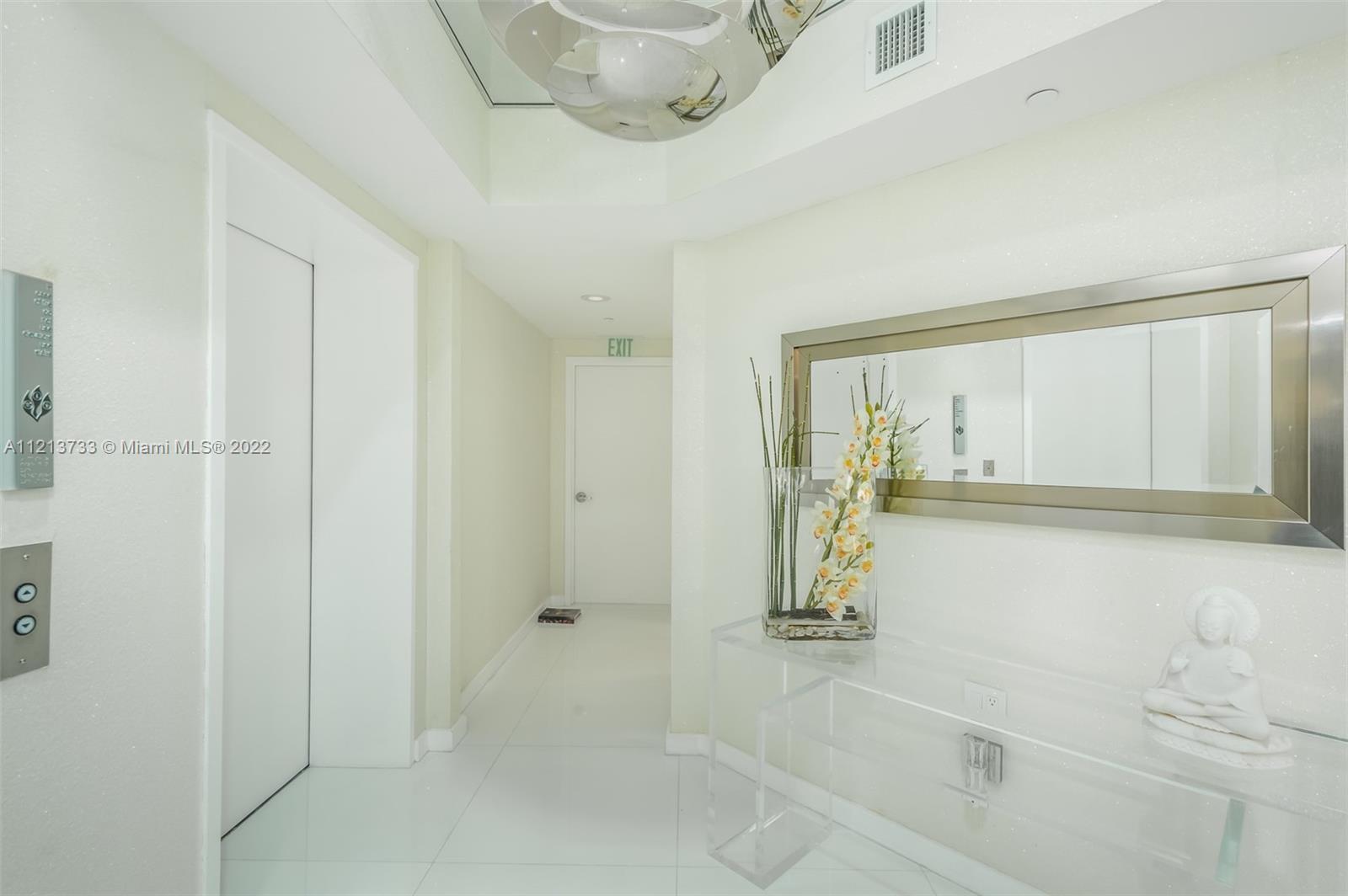 Photo of 2711 Ocean Dr #2304, Hollywood, Florida, 33019 -