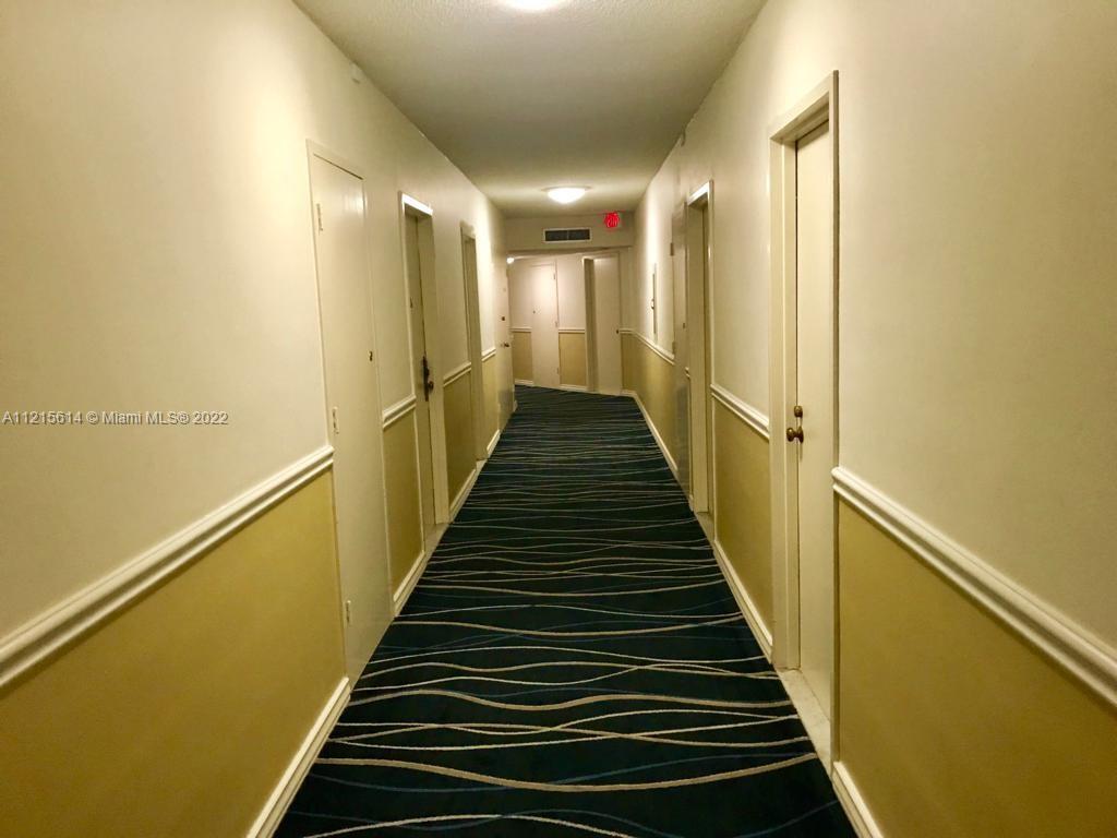 Photo of 3725 Ocean Dr #620, Hollywood, Florida, 33019 - Hallway