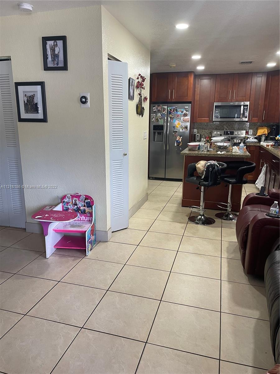 See details / 2124 sq. ft. $ 2022-07-20 0 Photo