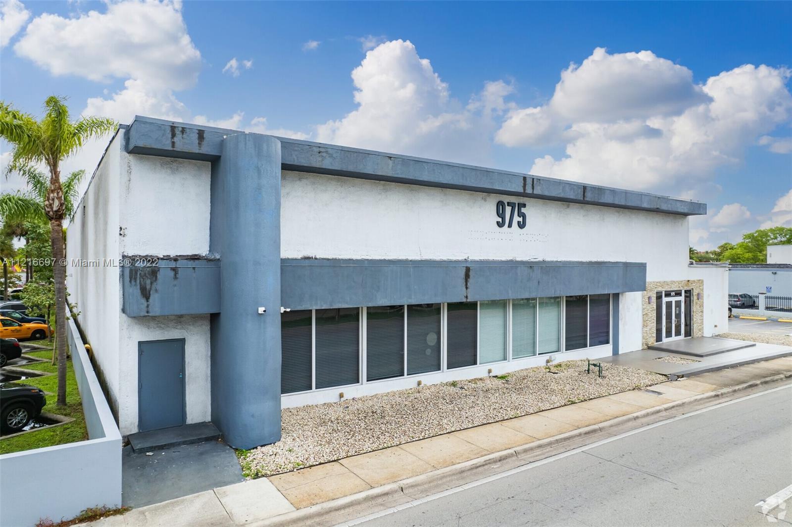 See details / sq. ft. $ 2022-07-14 0 Photo