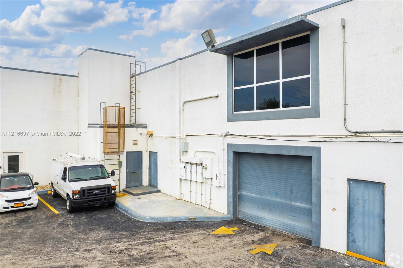 See details / sq. ft. $ 2022-07-14 0 Photo