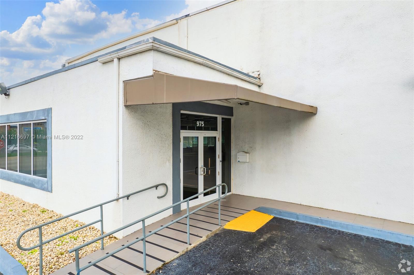 See details / sq. ft. $ 2022-07-14 0 Photo
