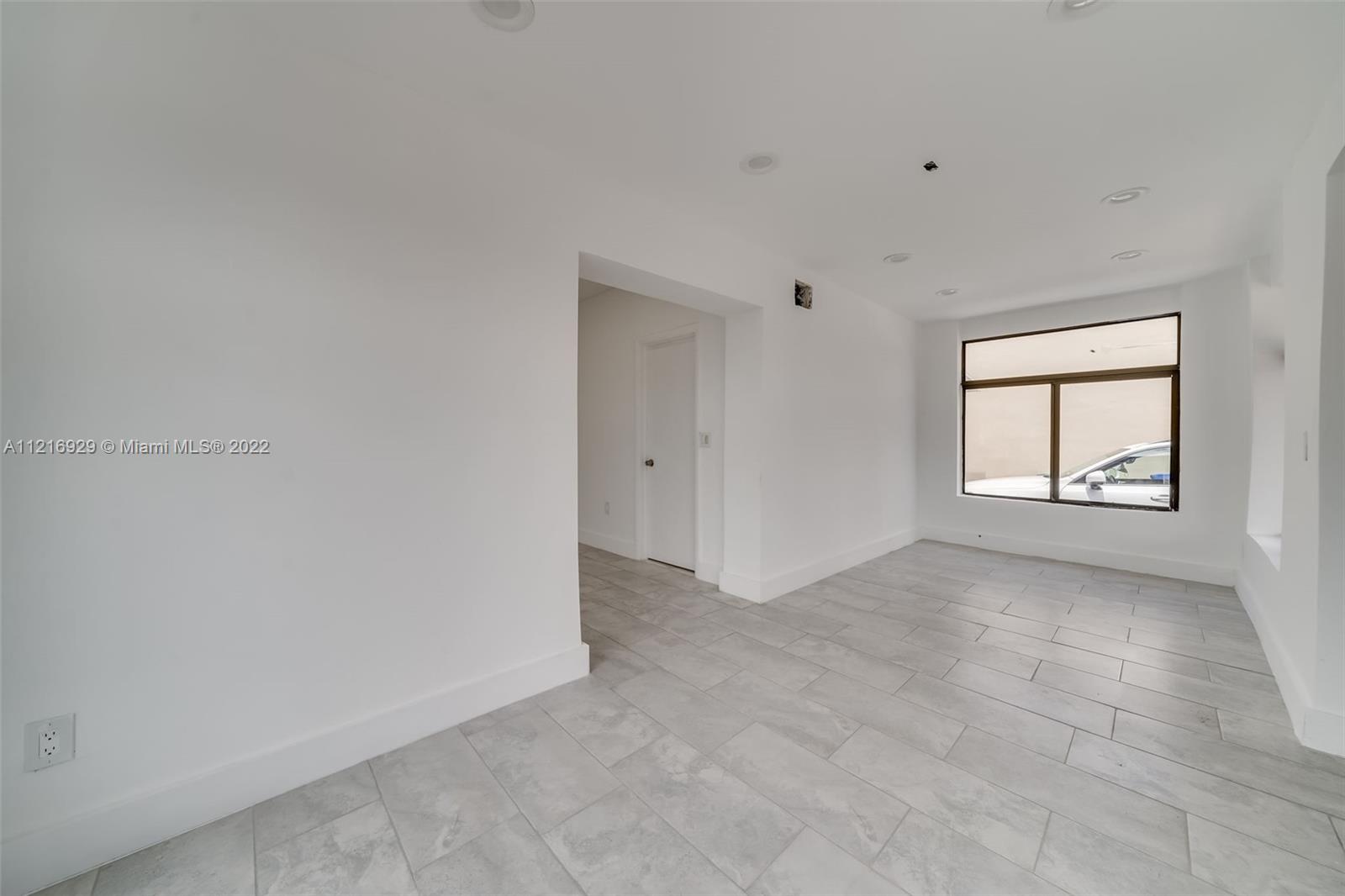 See details / sq. ft. $ 2022-11-11 0 Photo