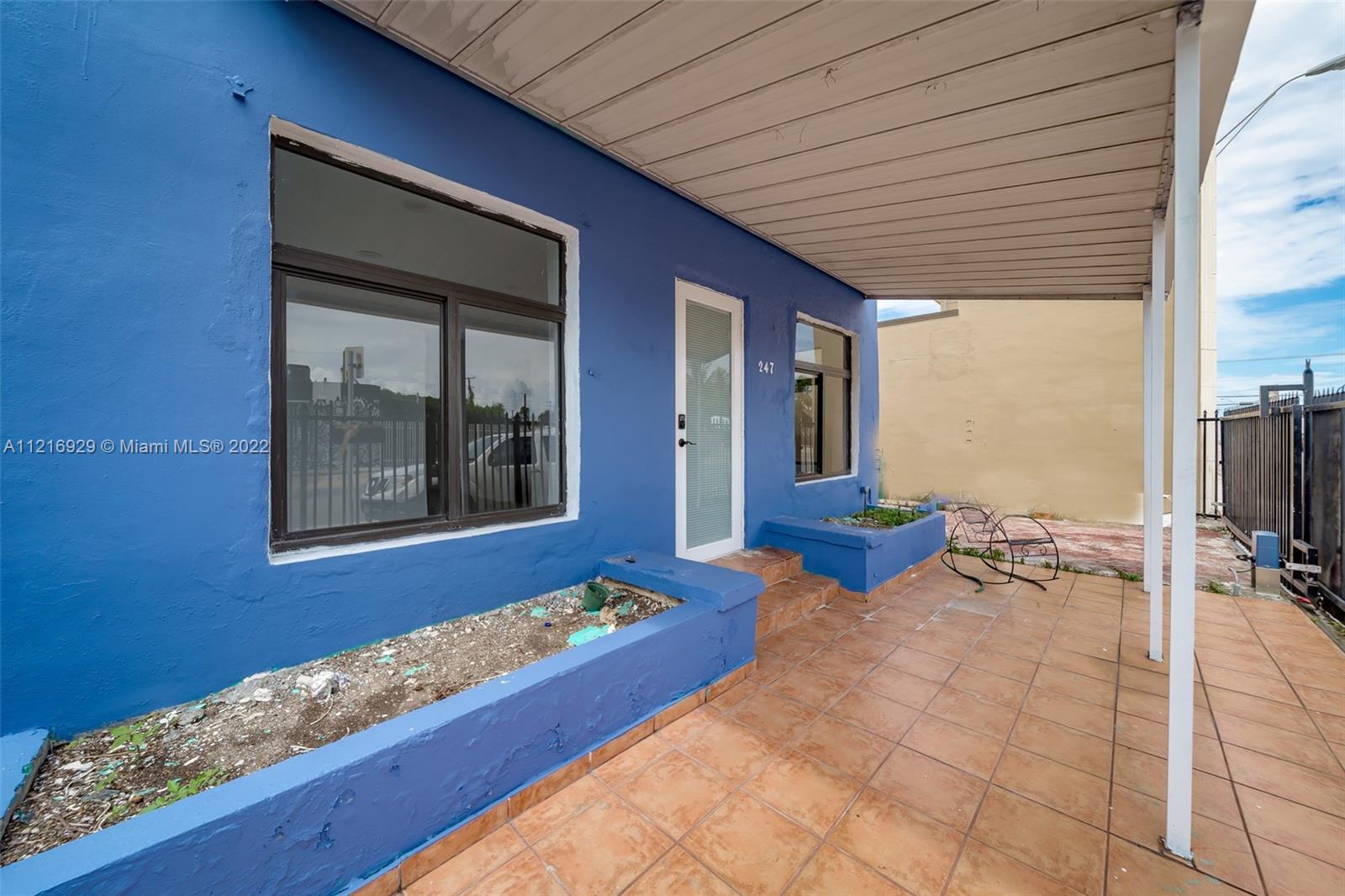 See details / sq. ft. $ 2022-11-11 0 Photo
