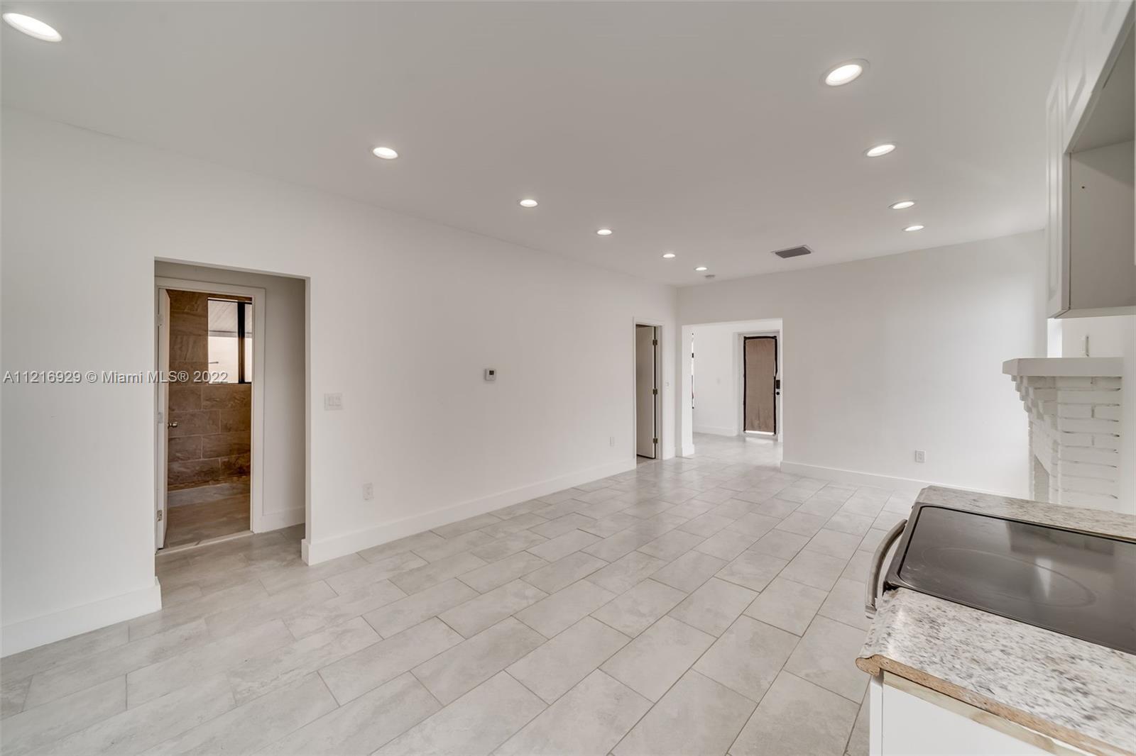 See details / sq. ft. $ 2022-11-11 0 Photo