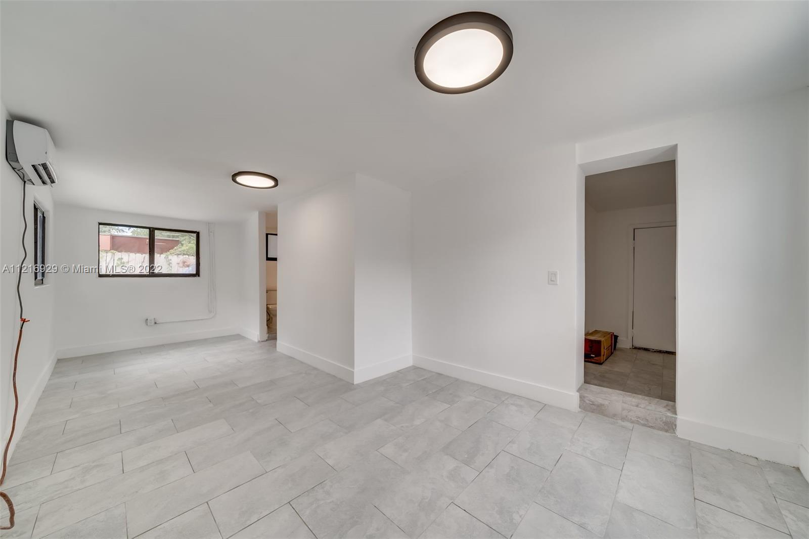 See details / sq. ft. $ 2022-11-11 0 Photo