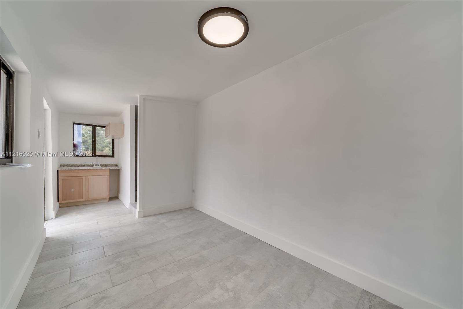 See details / sq. ft. $ 2022-11-11 0 Photo