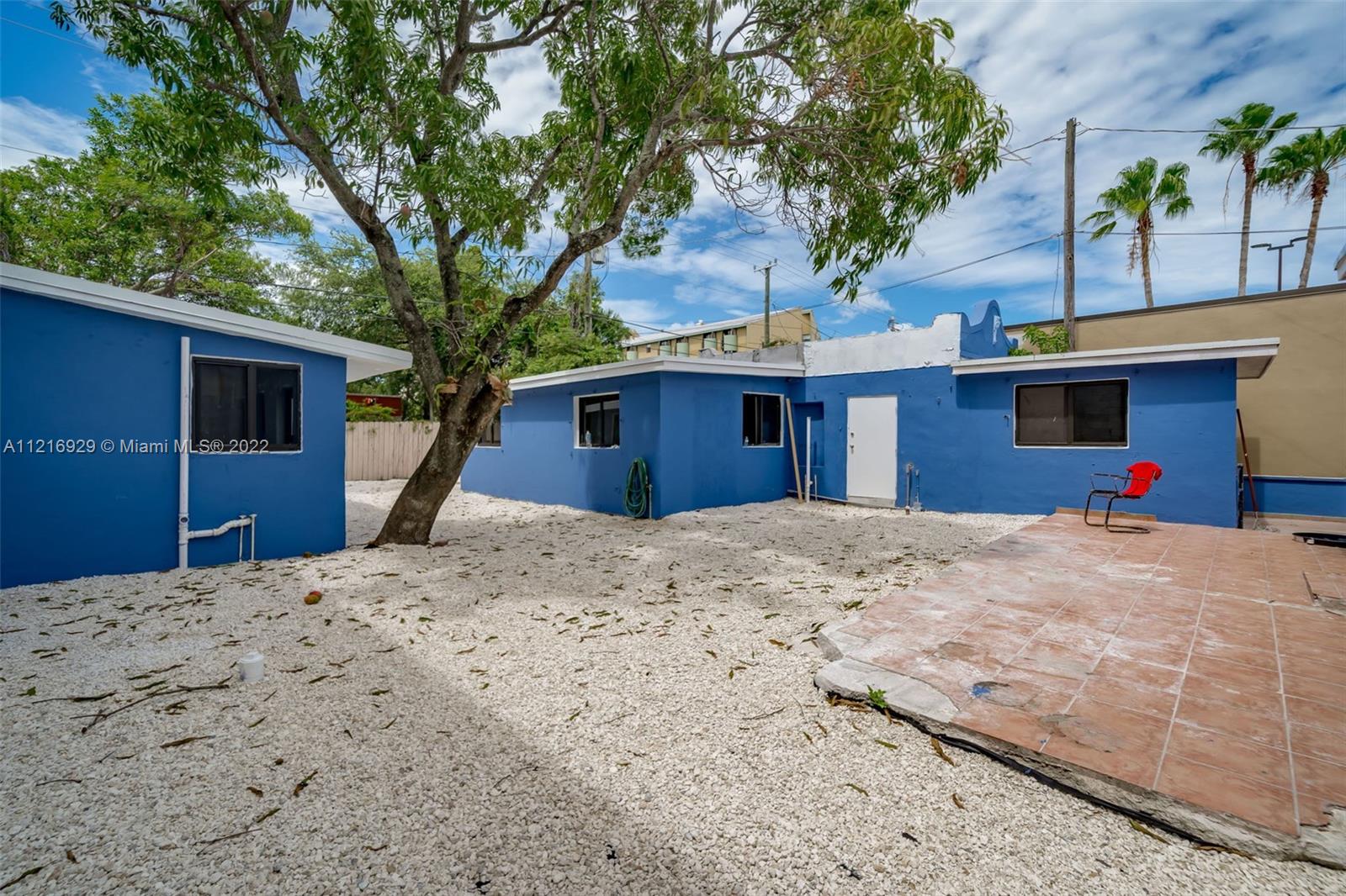 See details / sq. ft. $ 2022-11-11 0 Photo