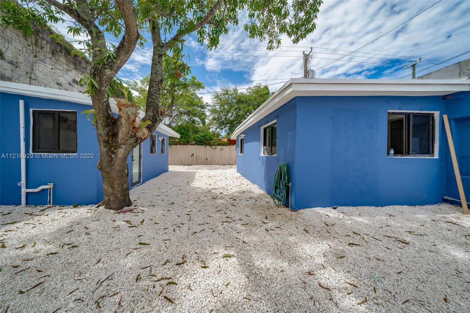 See details / sq. ft. $ 2022-11-11 0 Photo