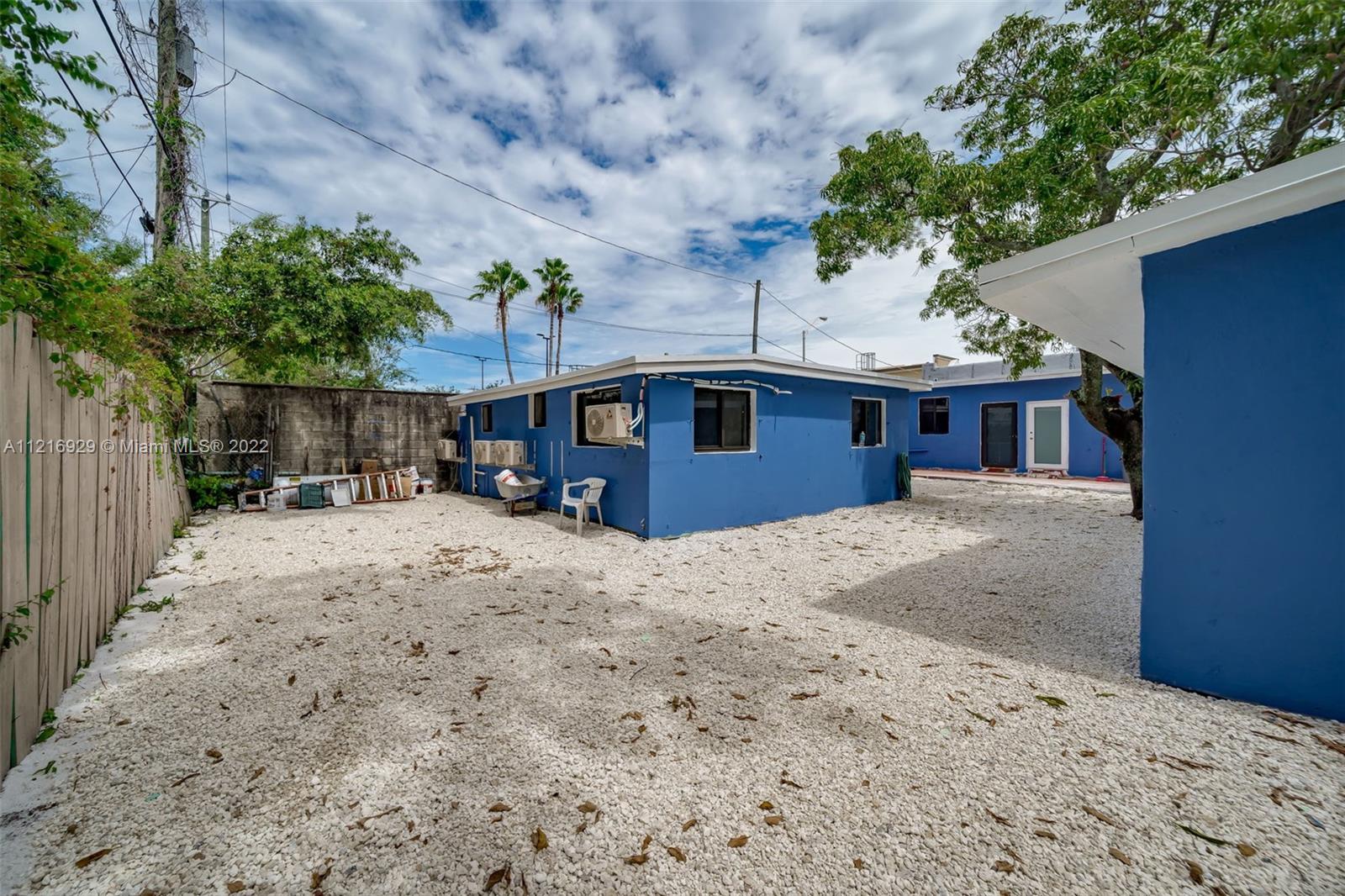 See details / sq. ft. $ 2022-11-11 0 Photo