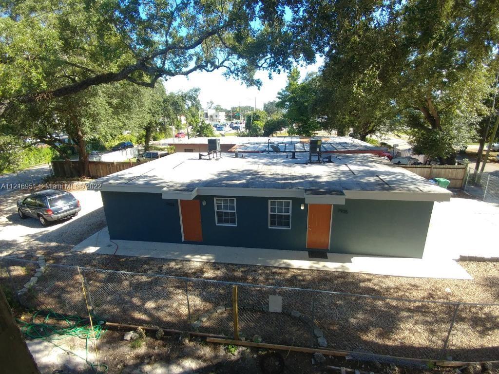 See details / 1215 sq. ft. $ 2022-06-03 0 Photo