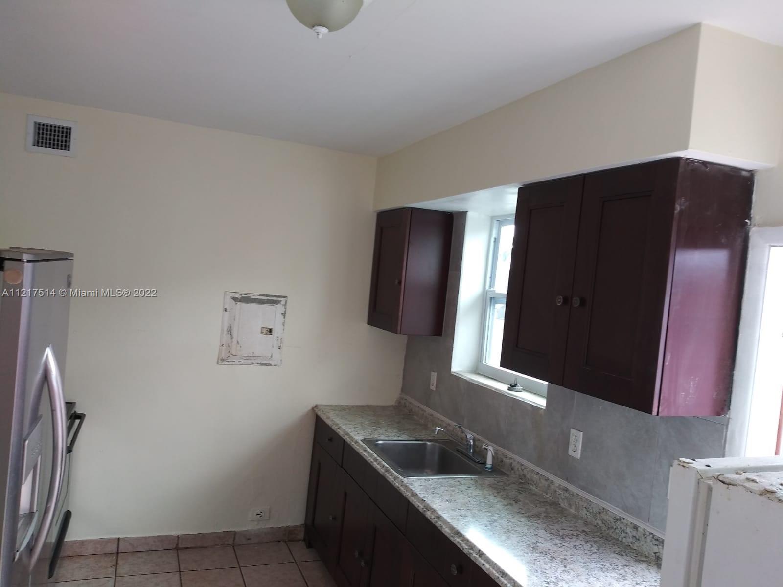 See details / 2040 sq. ft. $ 2022-12-22 0 Photo