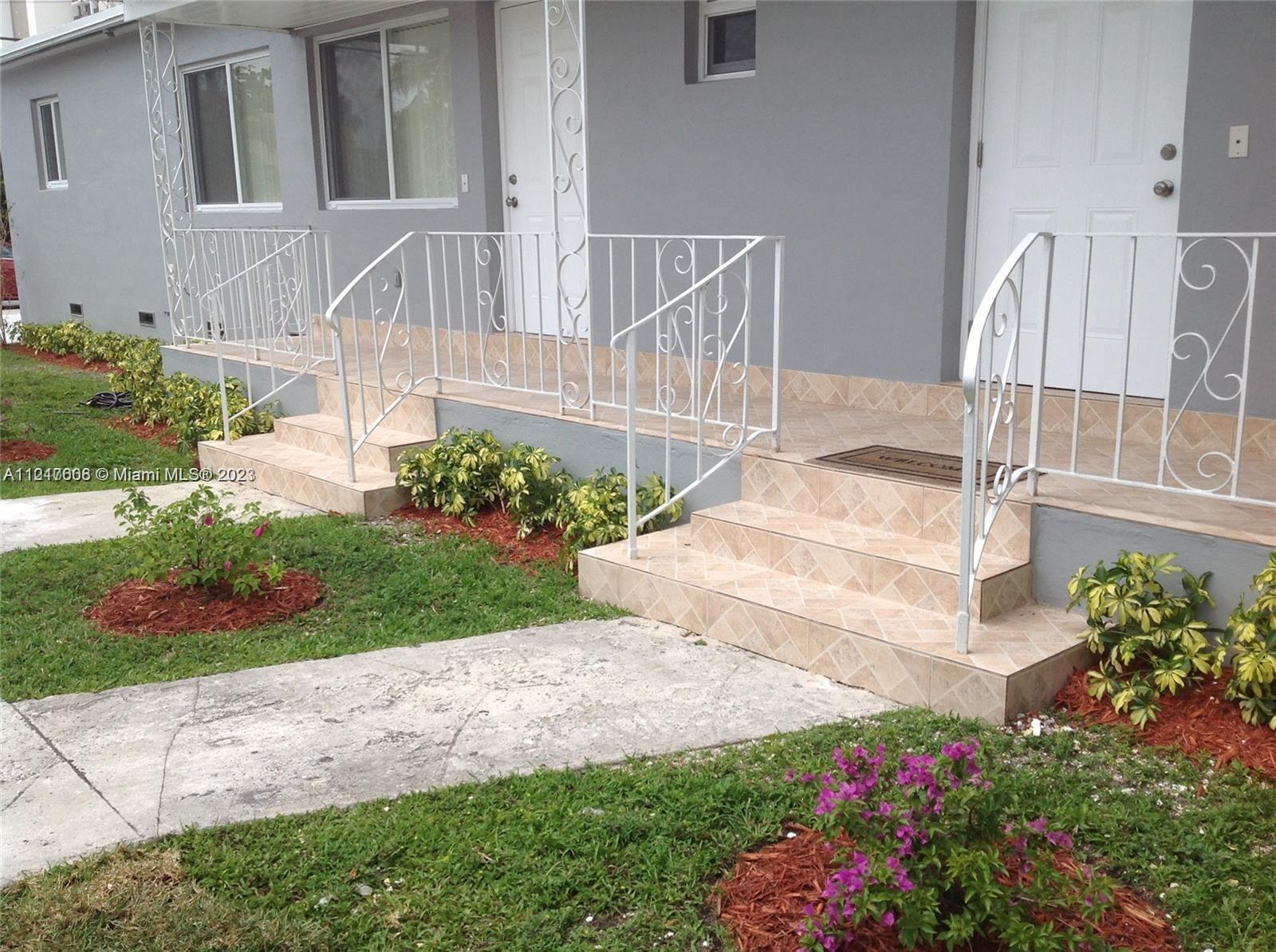 See details / 1713 sq. ft. $ 2022-12-12 0 Photo