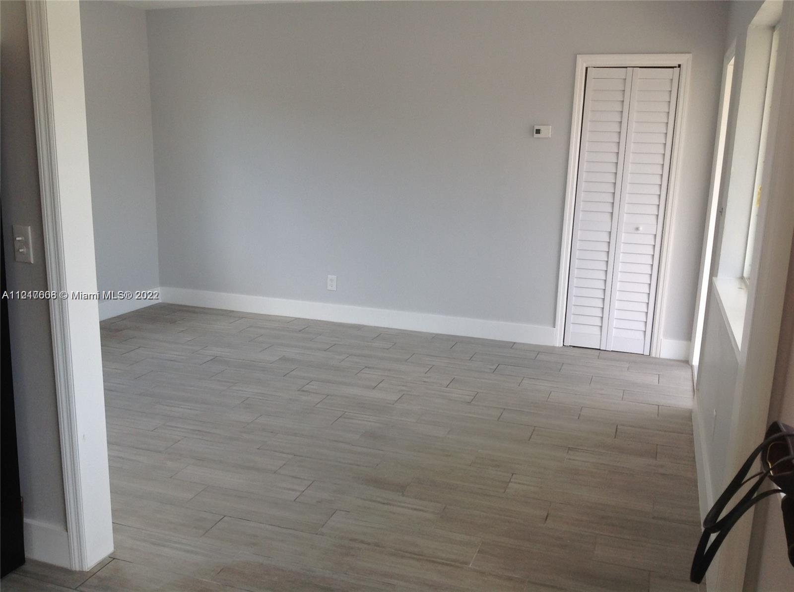 See details / 1713 sq. ft. $ 2022-12-12 0 Photo