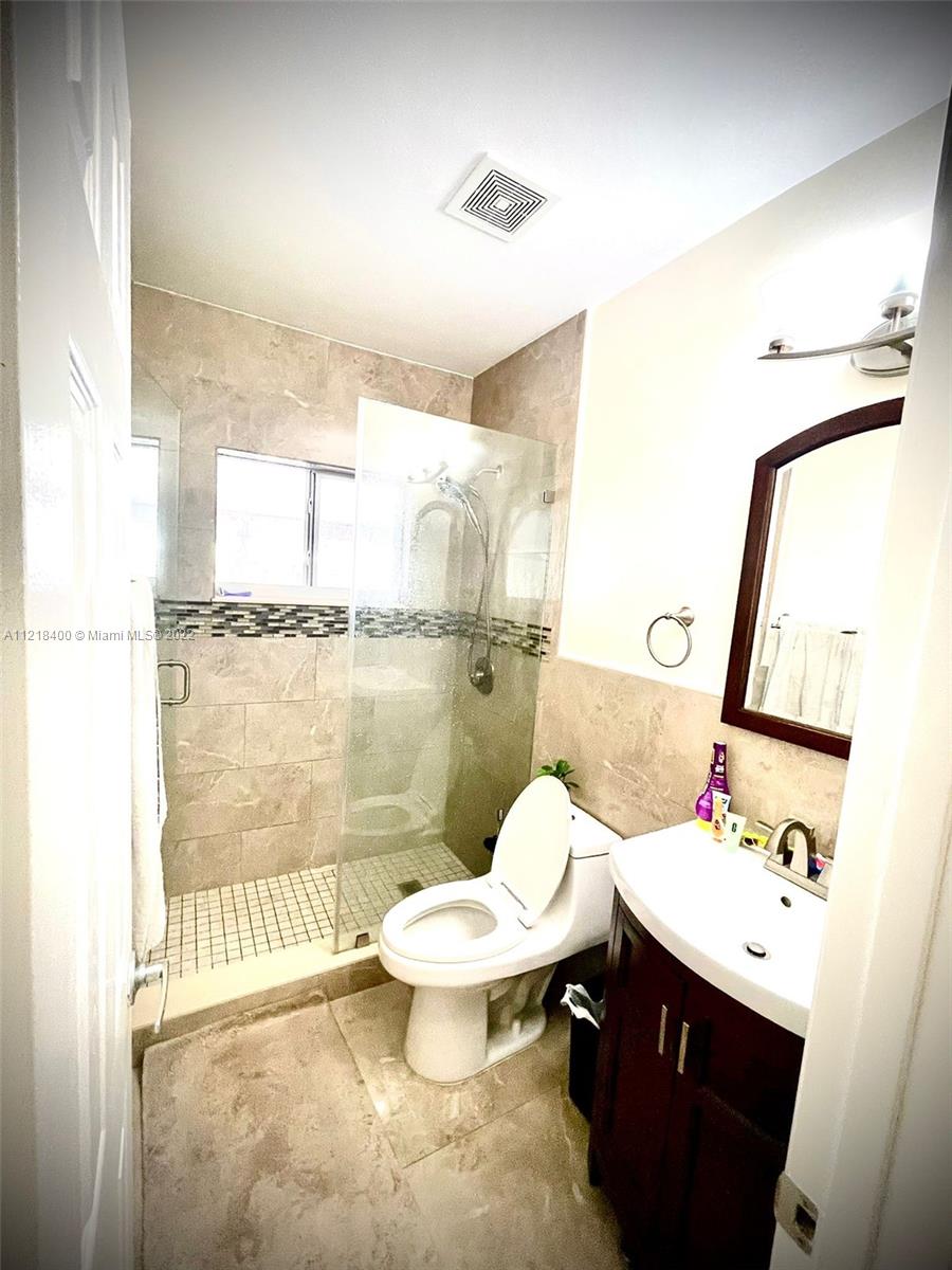 See details / 1778 sq. ft. $ 2022-08-04 0 Photo