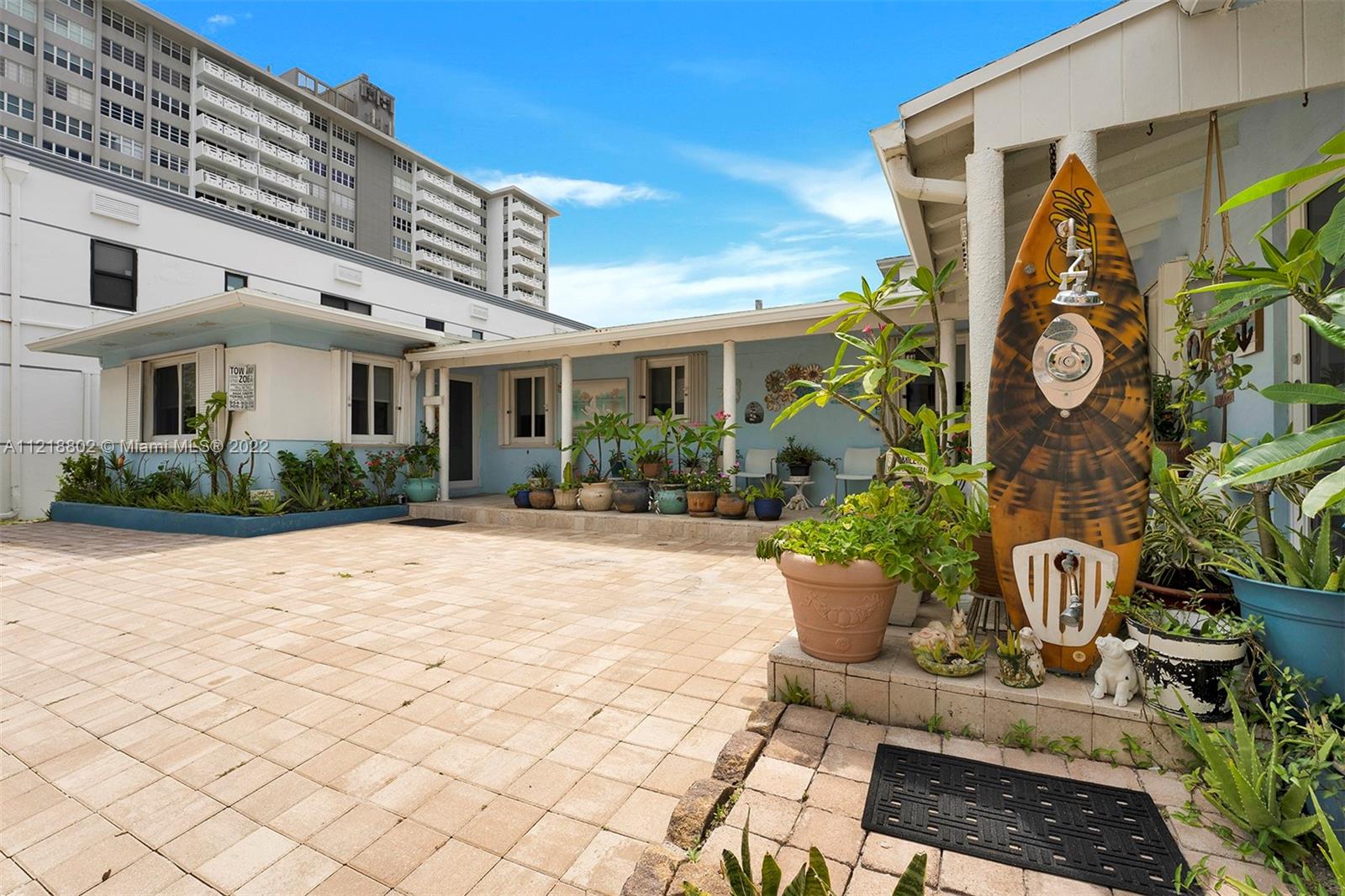 See details / 1771 sq. ft. $ 2022-06-08 0 Photo