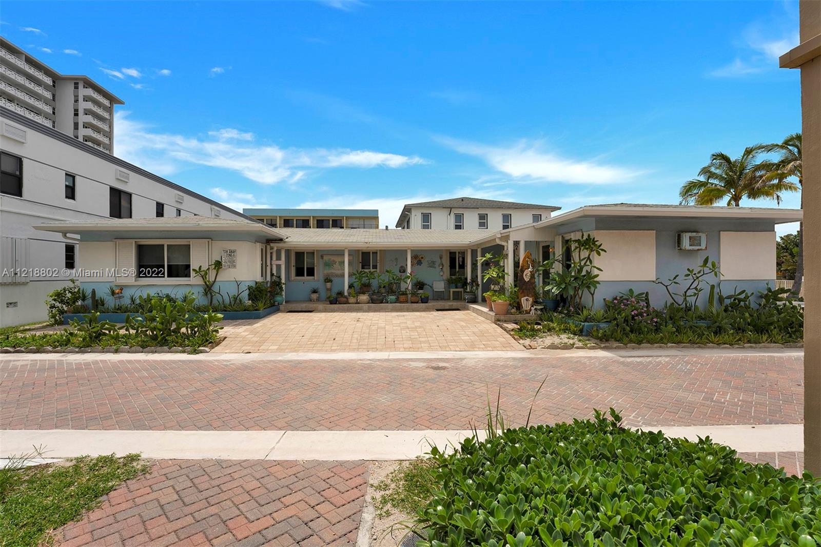 See details / 1771 sq. ft. $ 2022-06-08 0 Photo