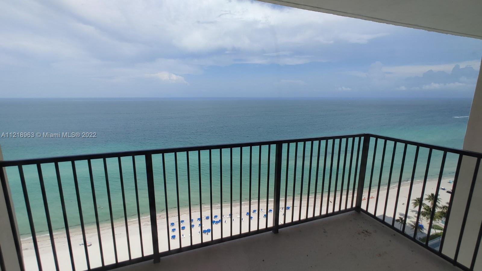 DIRECT OCEAN BALCONY