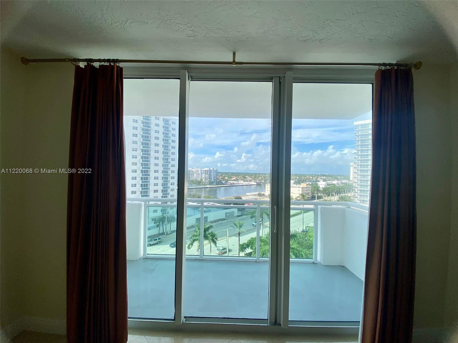 Photo of 3001 Ocean Dr #829, Hollywood, Florida, 33019 -