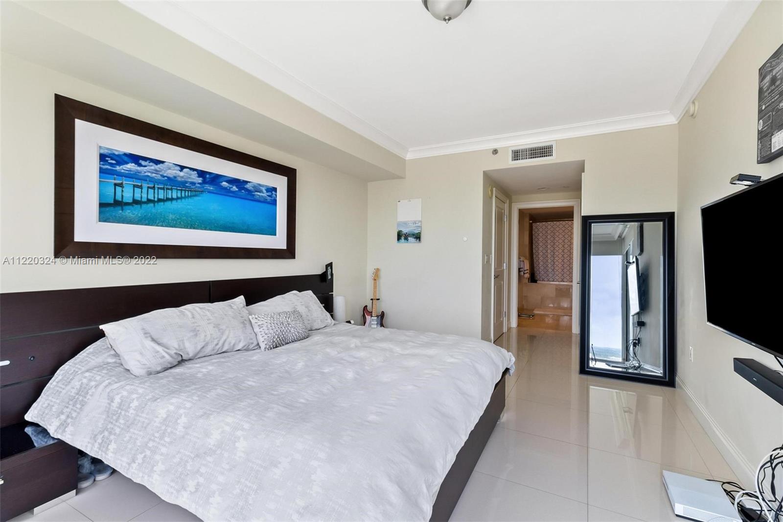 See details 3407 3 / 3 1571 sq. ft. $ 2022-06-10 0 Photo