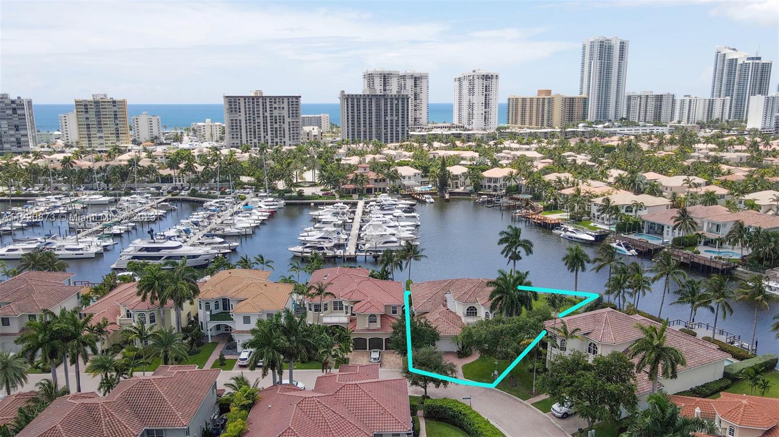 Photo of 914 Sanibel Dr (914), Hollywood, Florida, 33019 -