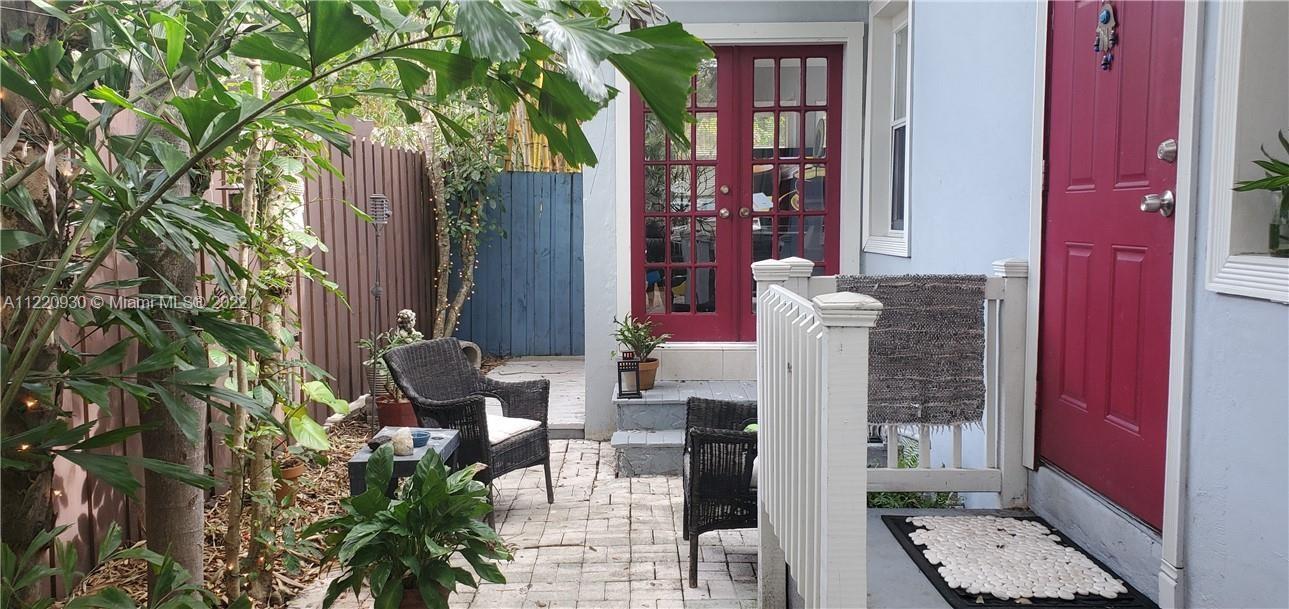 See details / 1611 sq. ft. $ 2022-10-31 0 Photo