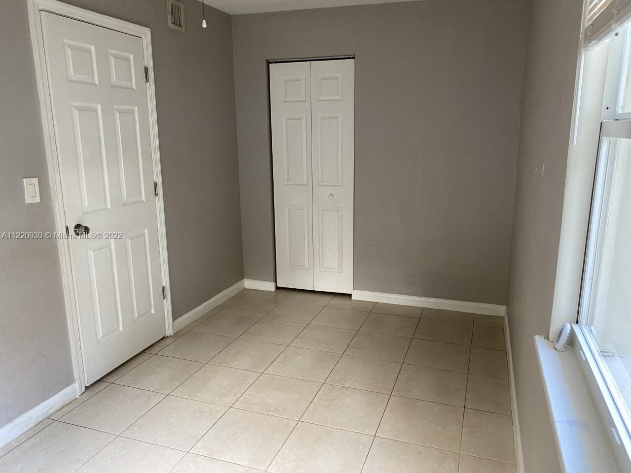 See details / 1611 sq. ft. $ 2022-10-31 0 Photo