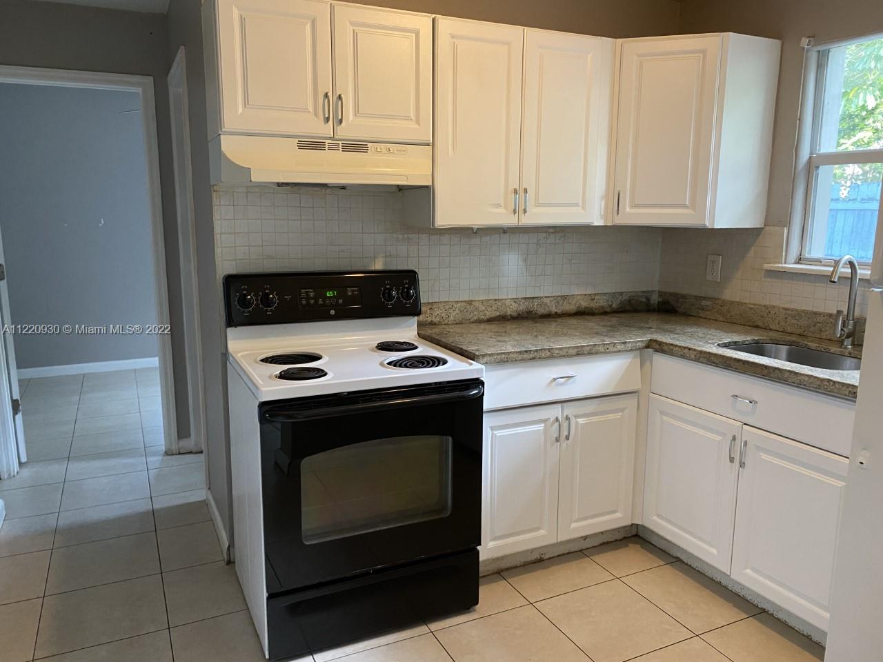 See details / 1611 sq. ft. $ 2022-10-31 0 Photo
