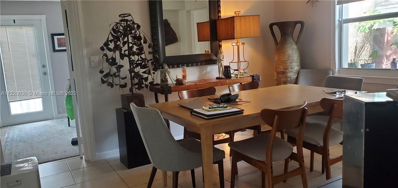 See details / 1611 sq. ft. $ 2022-10-31 0 Photo