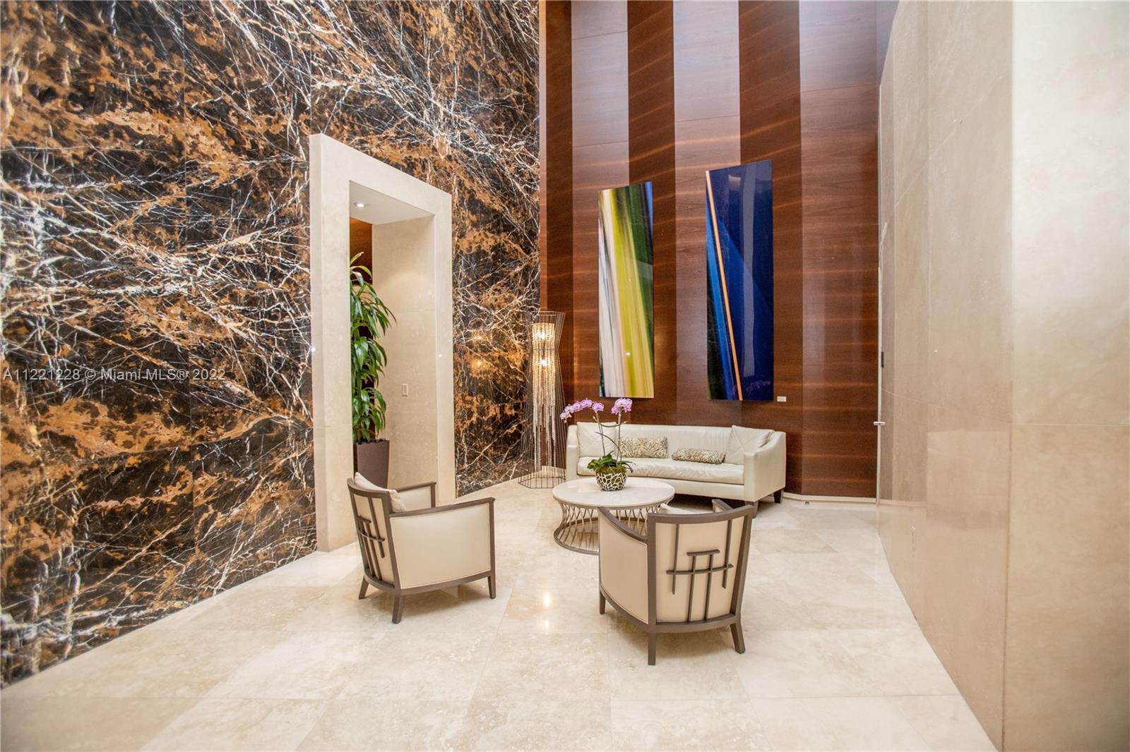 See details 2606 3 / 4 2558 sq. ft. $ 2022-07-29 0 Photo