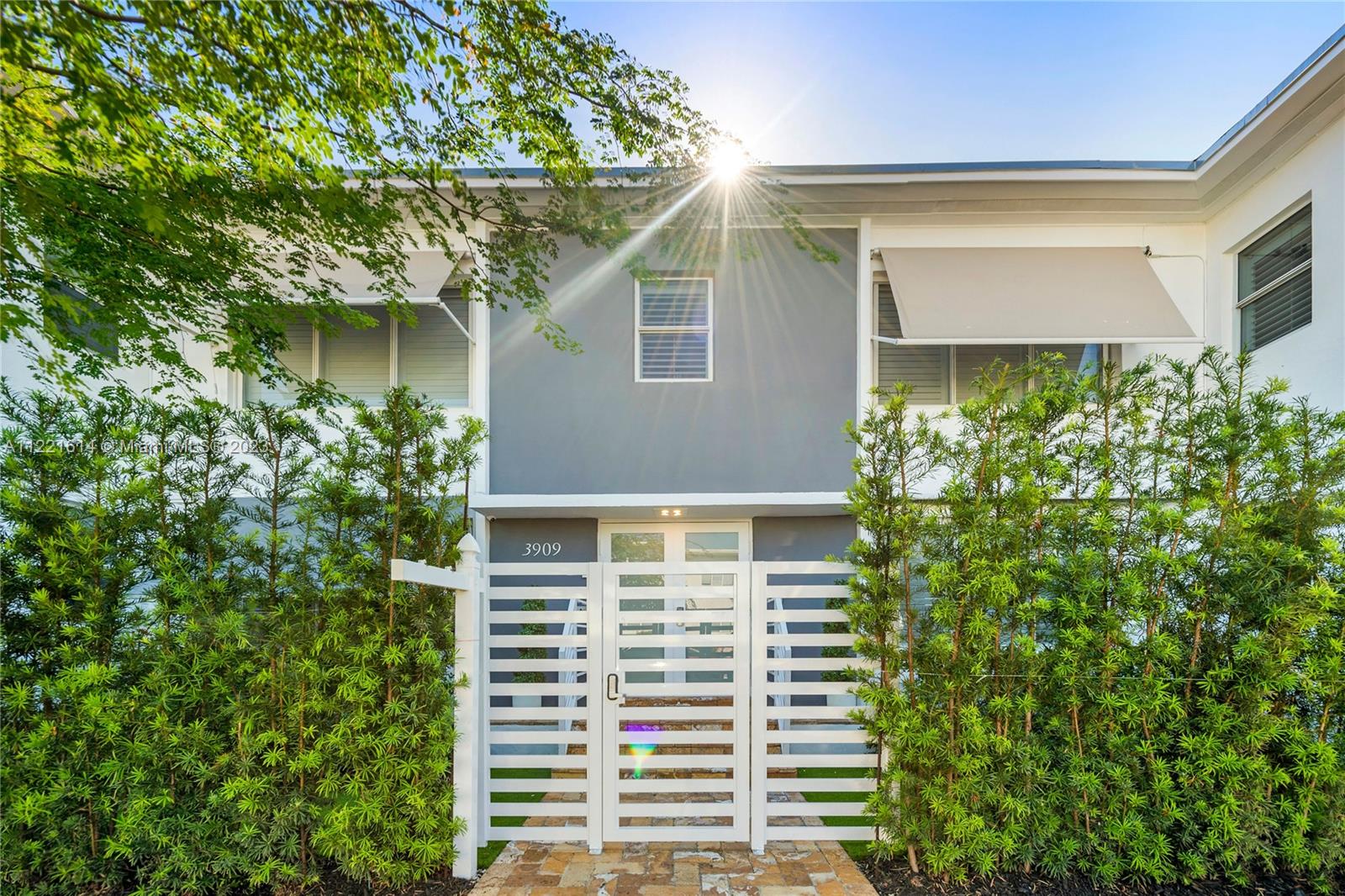 See details / sq. ft. $ 2023-01-10 0 Photo