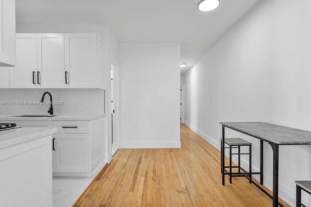 See details / sq. ft. $ 2023-01-11 0 Photo