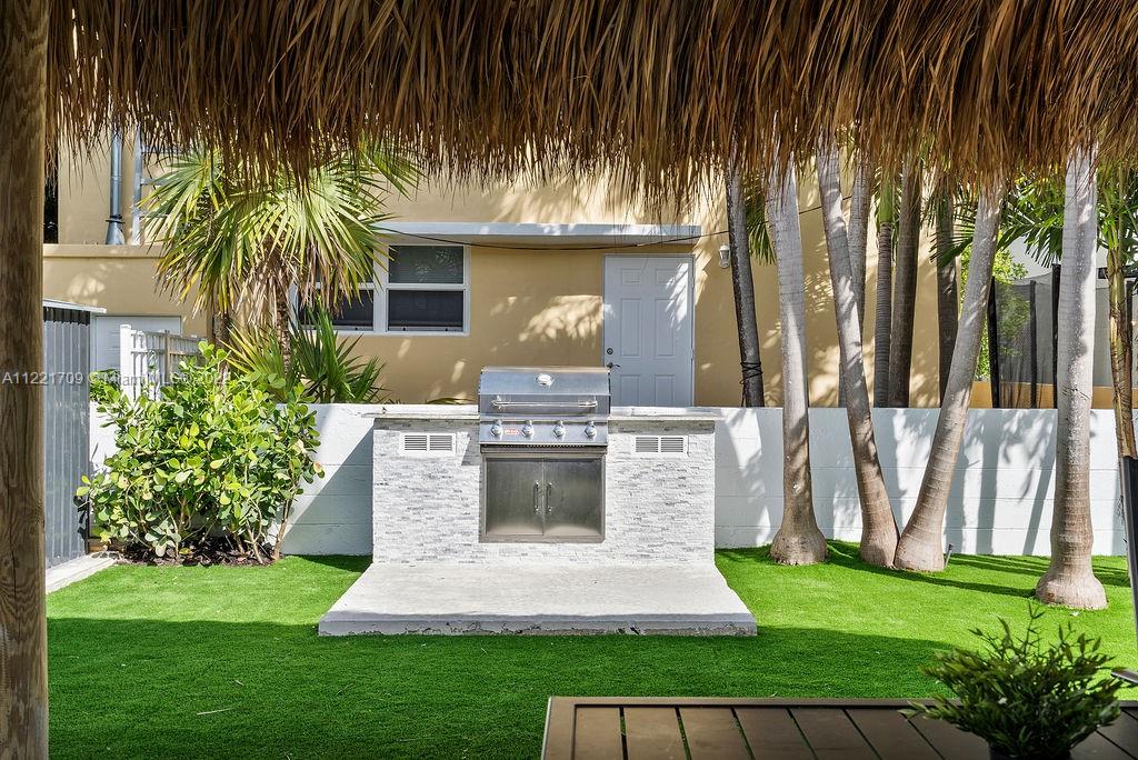 See details / sq. ft. $ 2023-01-11 0 Photo
